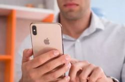 <b>苹果印度重走高端路线：砍掉最便宜iPhone 不再考</b>